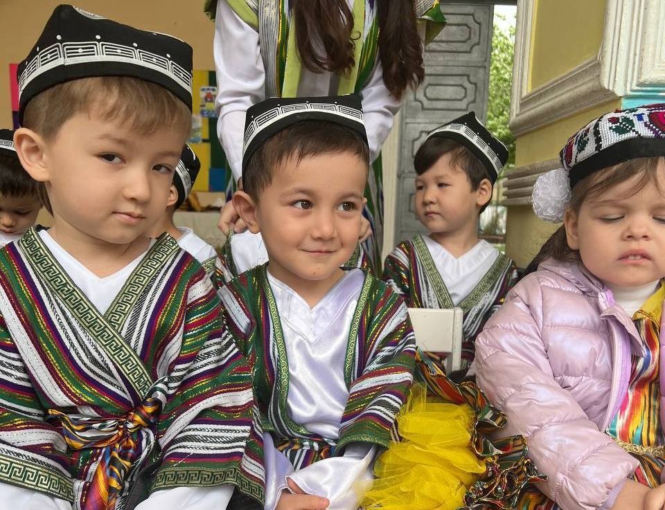 Рамазон Хайити муборак бўлсин азиз болажонлар!